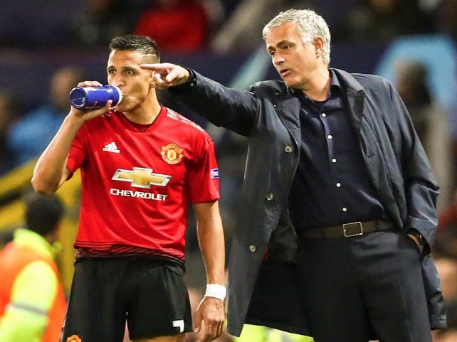  卡昂定位球战术发威，头球破门拿下关键战役